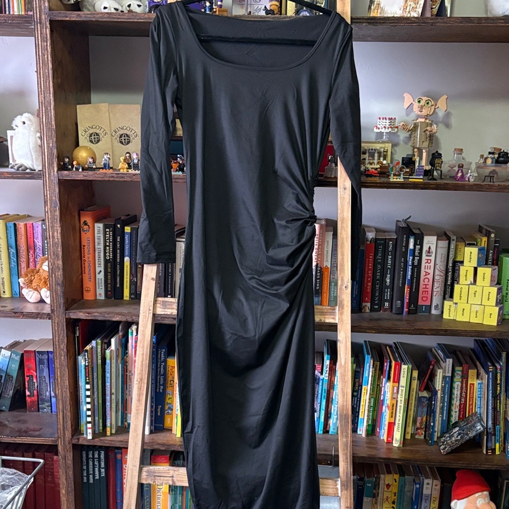 Black long maxi dress.